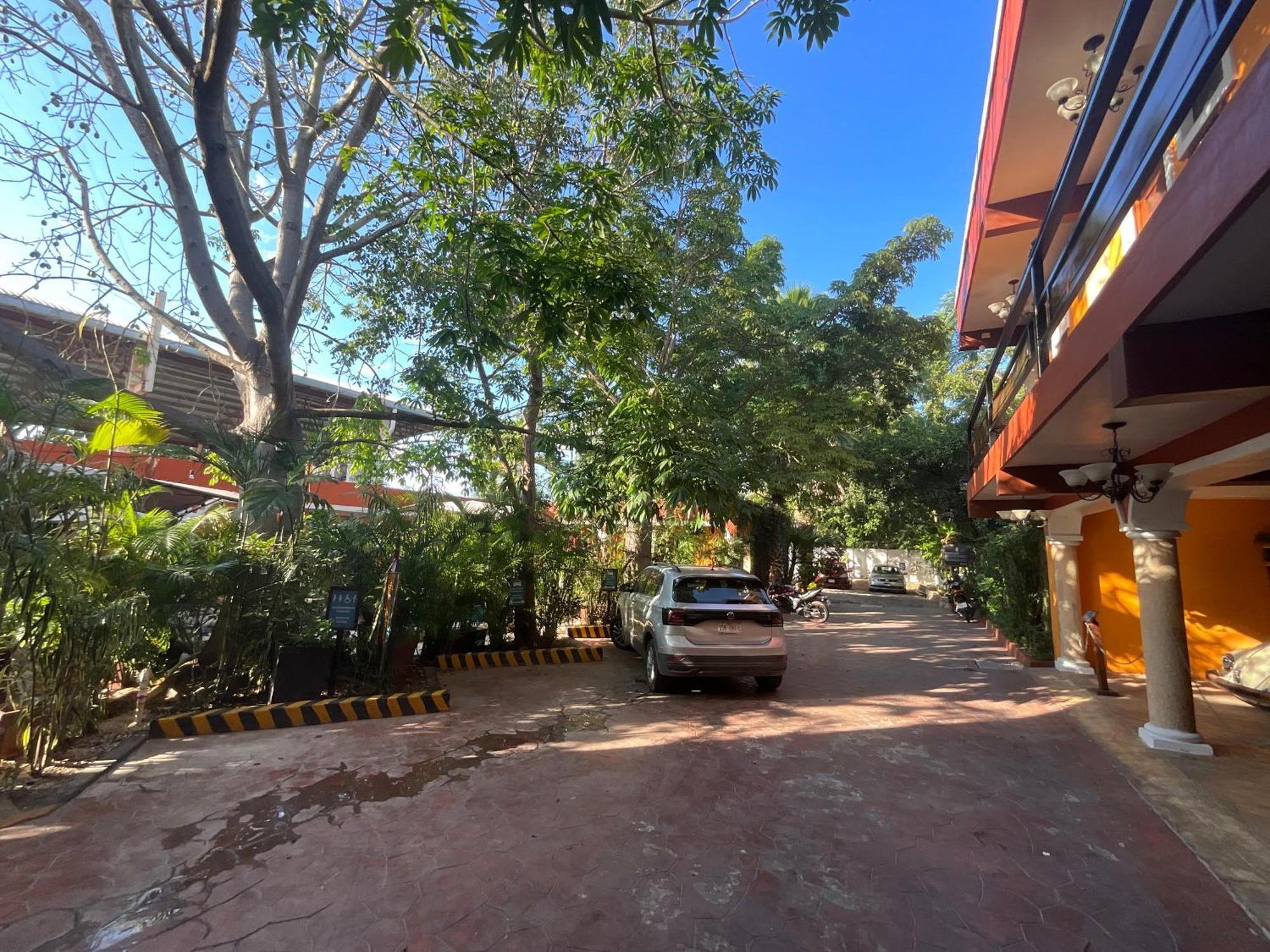 El Zaguan Colonial By Guruhotel Valladolid  Zewnętrze zdjęcie