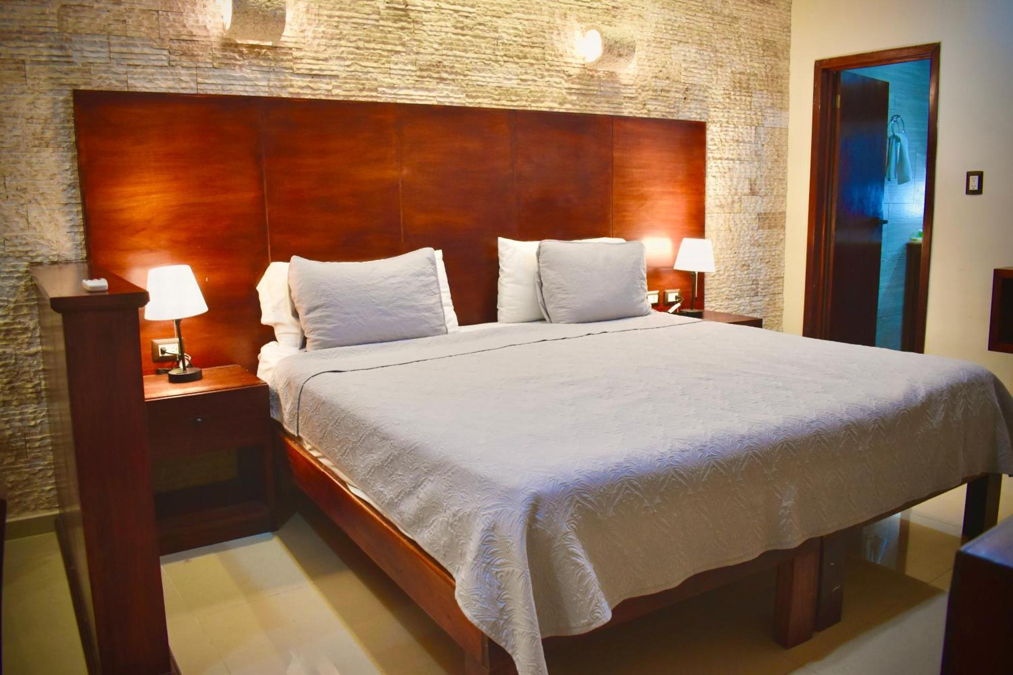 El Zaguan Colonial By Guruhotel Valladolid  Zewnętrze zdjęcie
