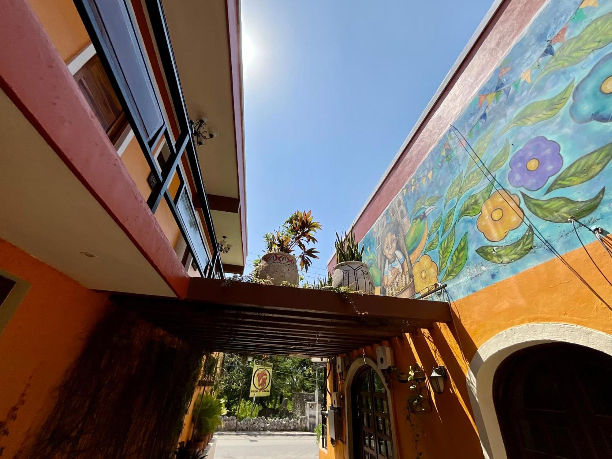 El Zaguan Colonial By Guruhotel Valladolid  Zewnętrze zdjęcie